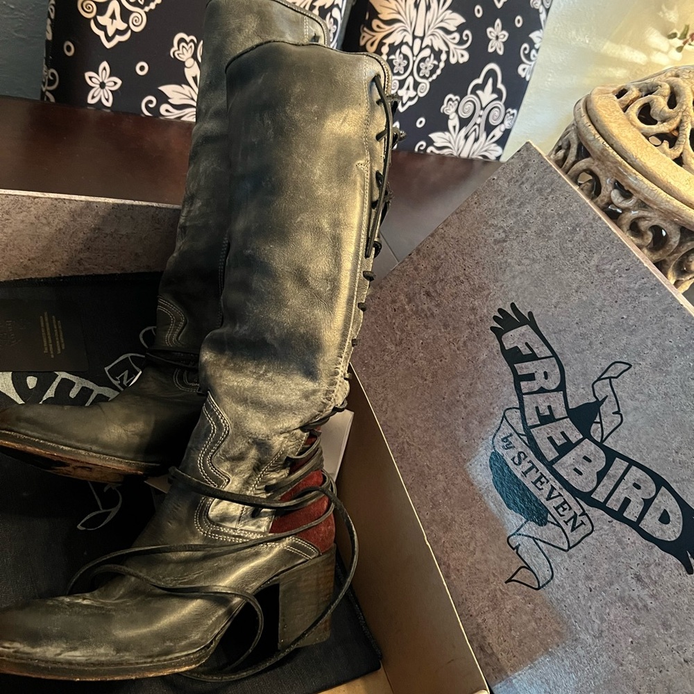 Freebird by Steven Black Lace-Up Tall Boots size 10